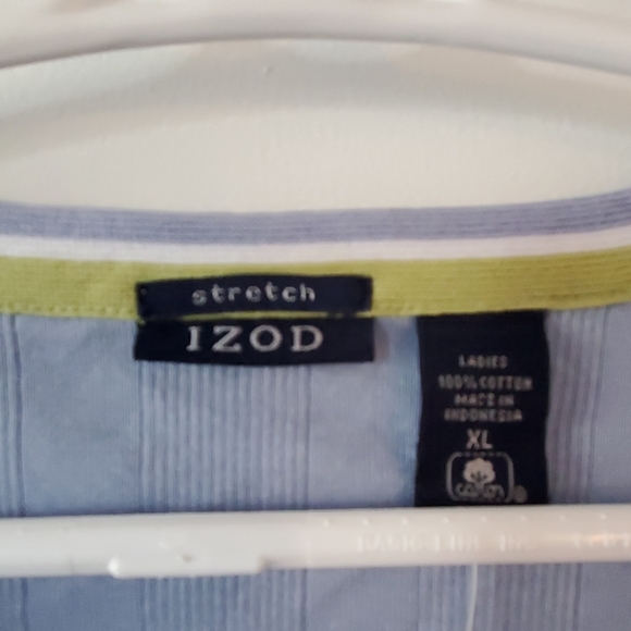 🆕  NWT lovely Izod ladies stretch shirt 🌸 - Picture 4 of 6